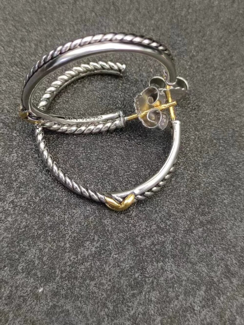 David Yurman 925 Silver Earrings with Original Pouch